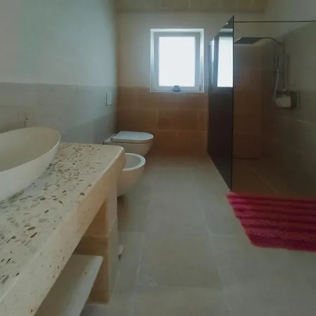 Trullo Del Doge 아파트 산 미켈레 살렌티노